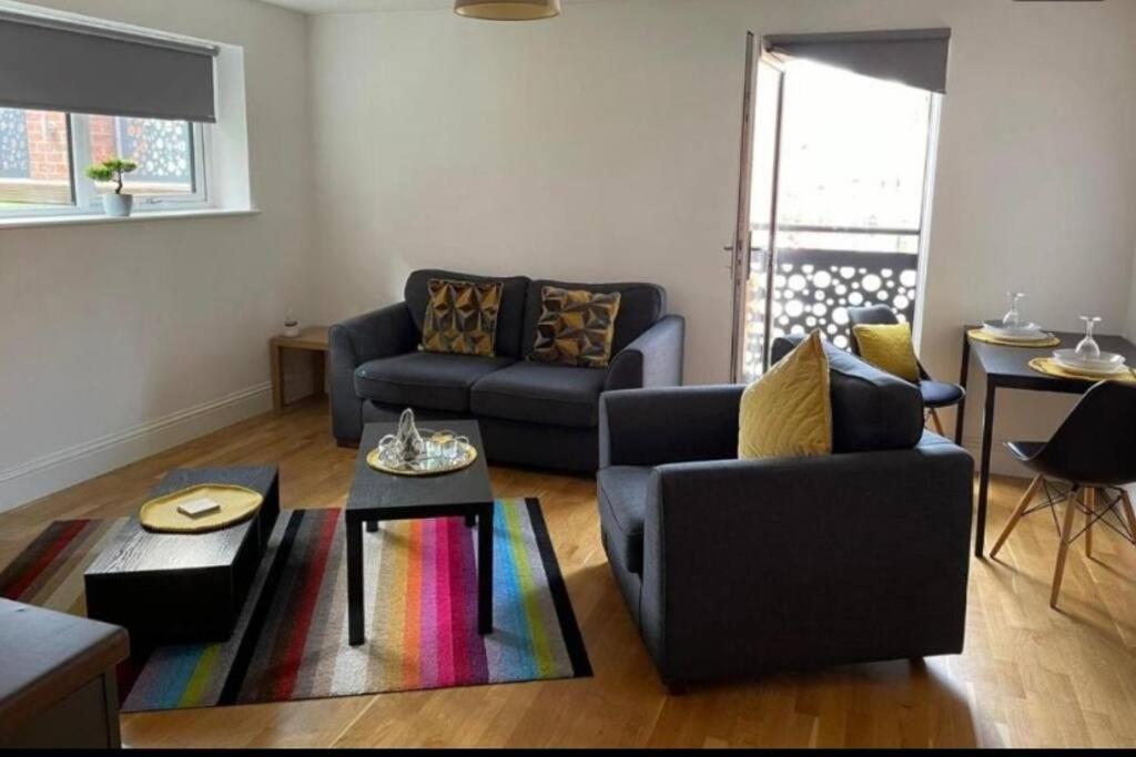 Hu1 Stylish Cozy Central Apartment Wifi H3 キングストン・アポン・ハル エクステリア 写真